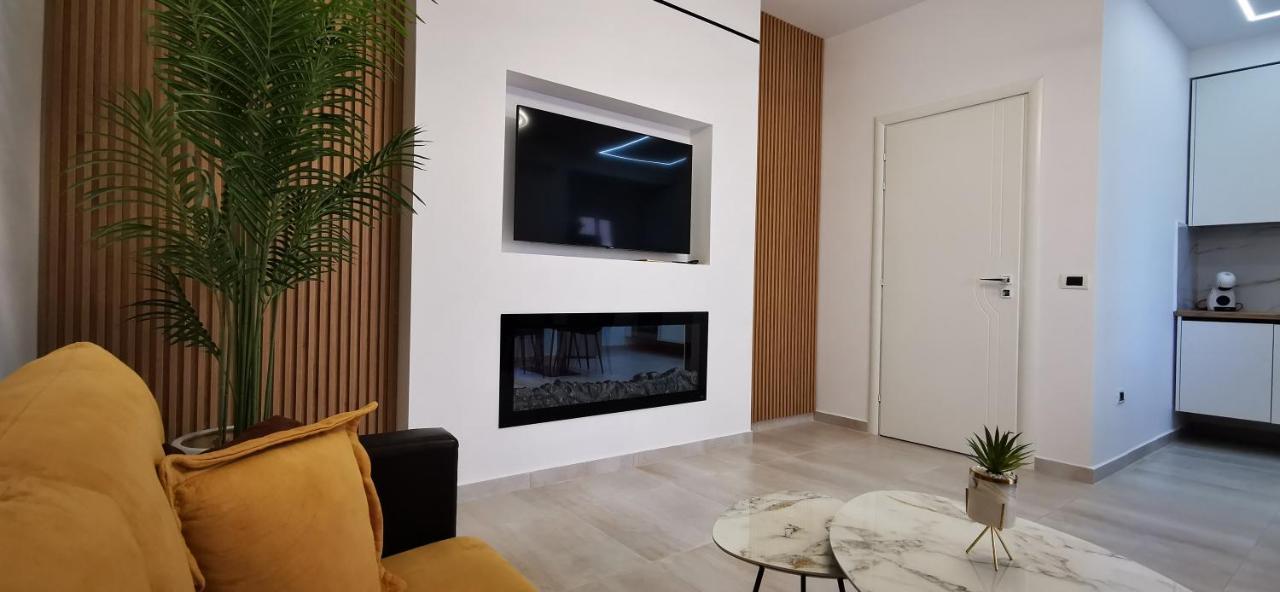 Lungomare Luxury Sea View Apartaments Vlorë Exterior foto
